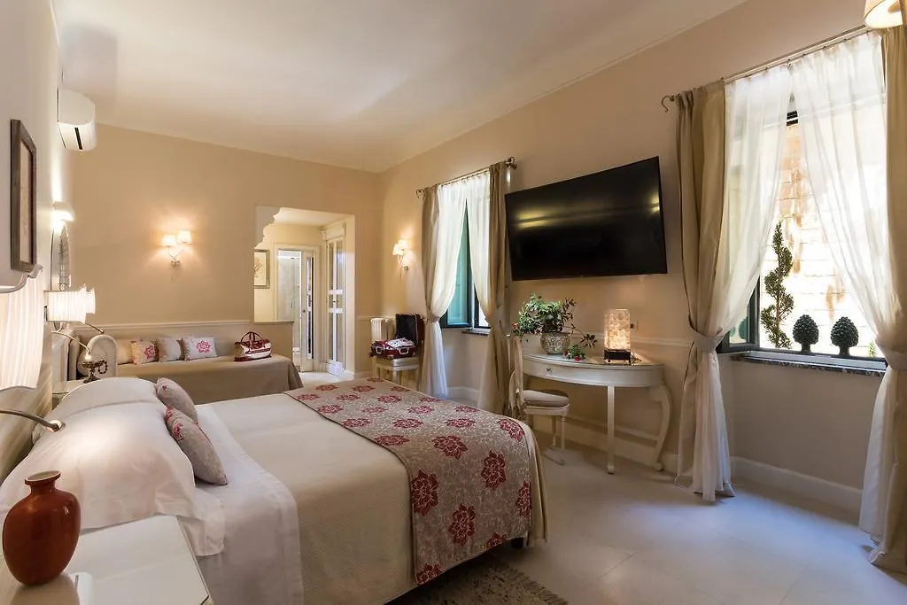 Hotel Villa Belvedere Taormina 4*,  Italy