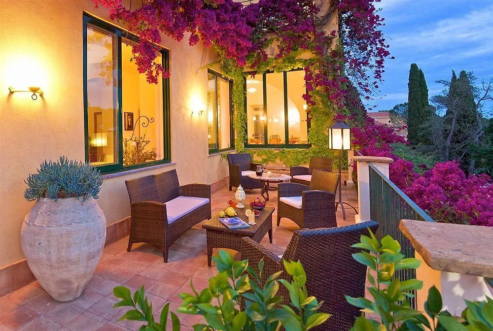 Hotel Villa Belvedere Таормина
